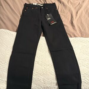 Levi premium wedgie straight jeans